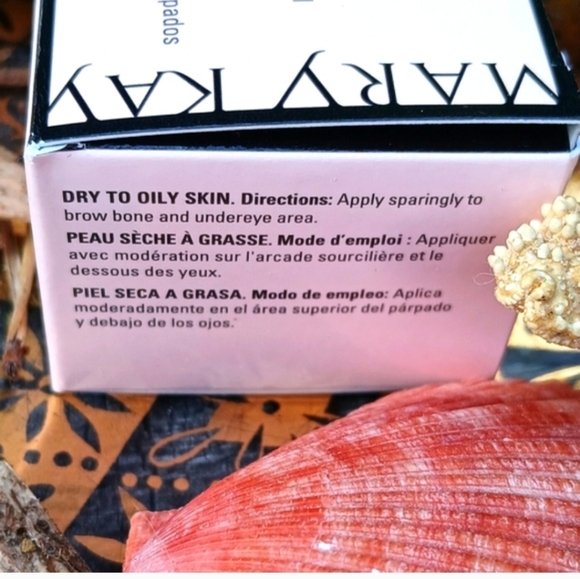 Mary Kay Indulge Soothing Eye Gel Skincare Jar New In Box - Picture 2 of 6